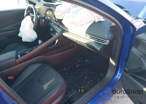 2025 Hyundai Elantra Limited z USA, uszkodzony, nr VIN KMHLP4DG9SU033156